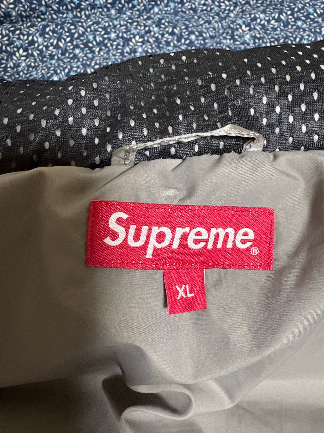 [패딩] 슈프림 메쉬 저지 퍼퍼 자켓 블랙 23SS xl 상품이미지5