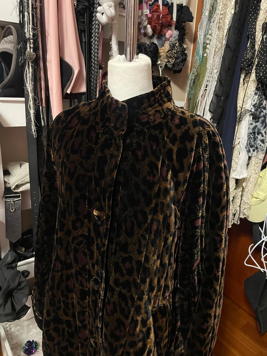 호피 벨벳 롱코트 상품이미지2