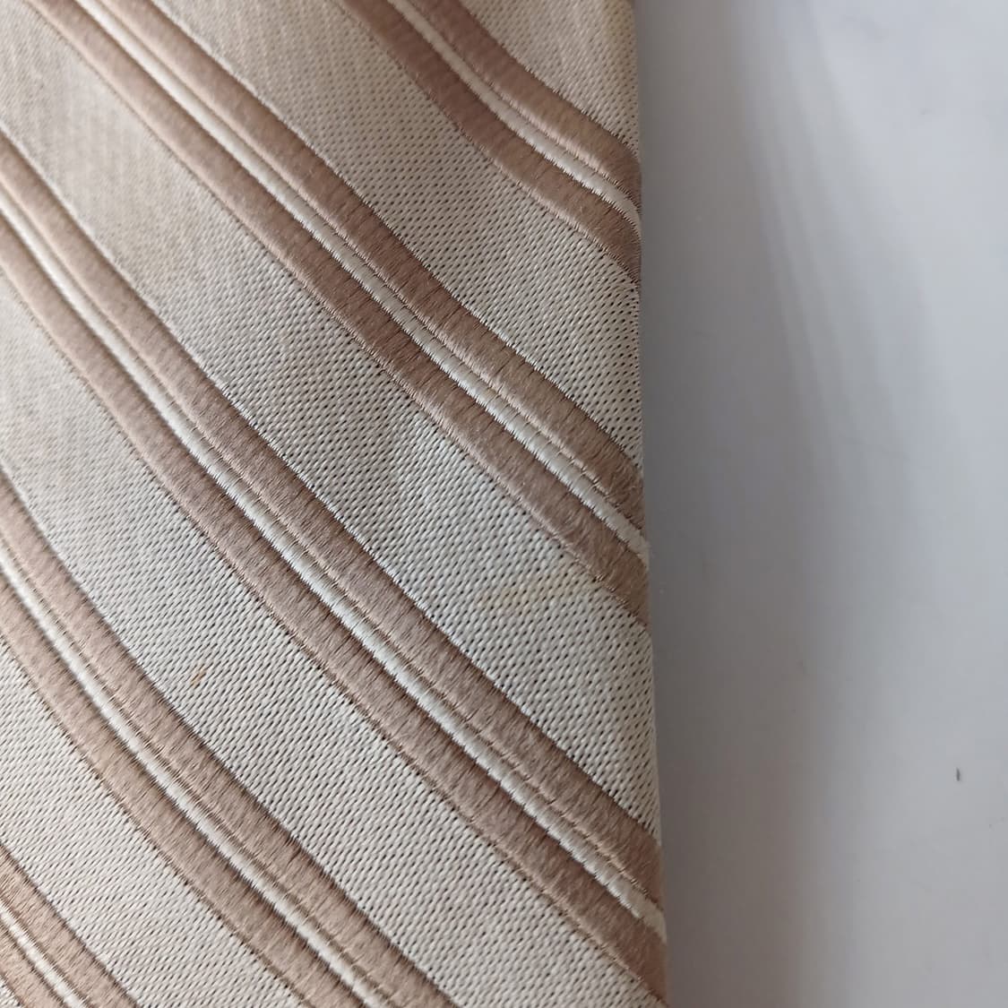 구찌 실크 골드 스트라이프 넥타이 9.6cm B등급 A19577
 상품이미지5