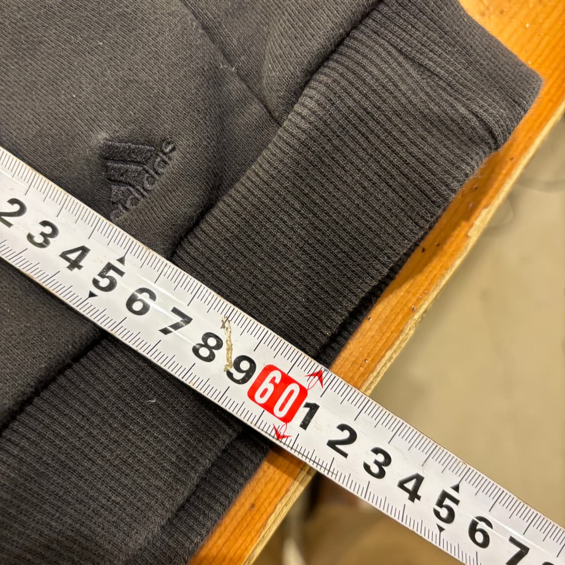 아디다스 삼선 블랙 맨투맨 상품이미지4