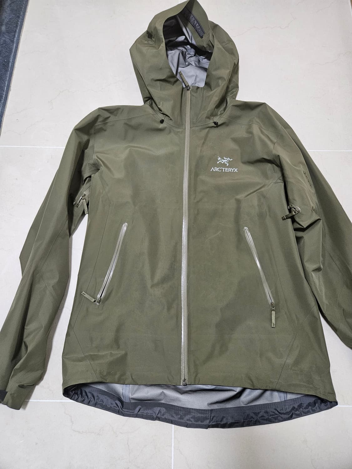 아크테릭스 베타 타츠 상품이미지1