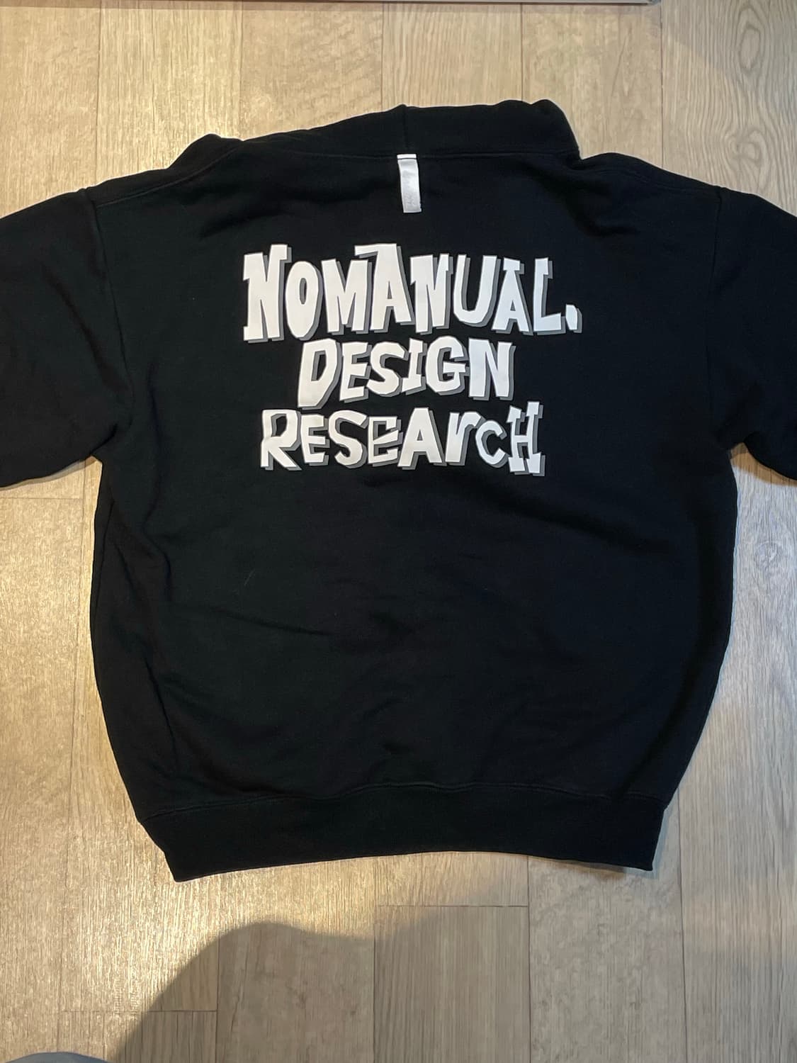 노매뉴얼 DOODLE LOGO HOODIE - BLACK 상품이미지1