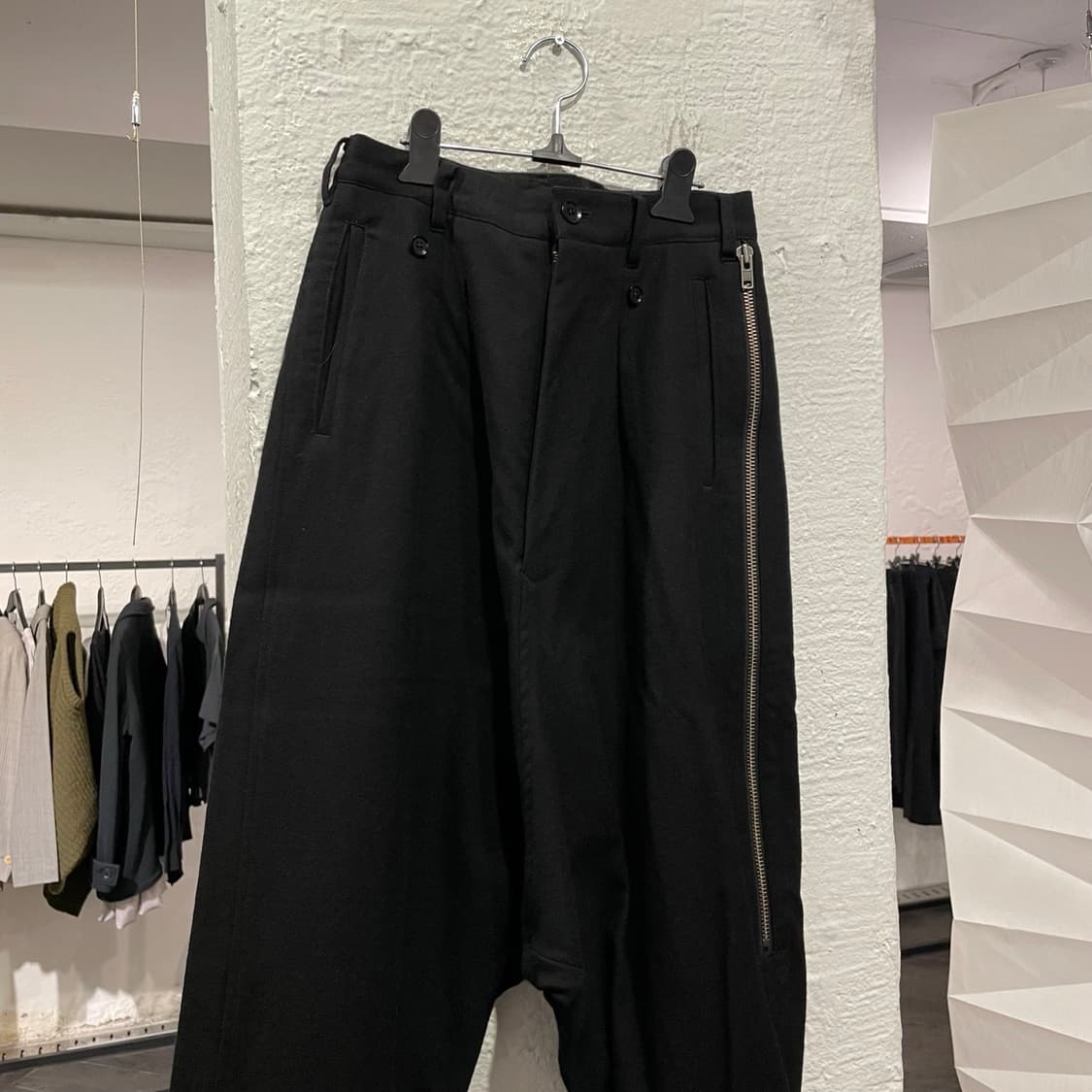 요지야마모토 뿌르옴므 지퍼 디테일 울 슬랙스 상품이미지2