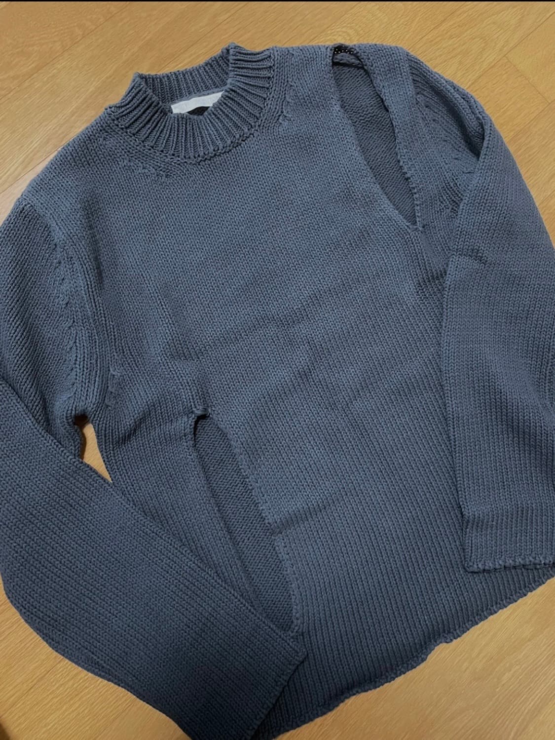 (스튜디오테이블 STUDIOTABLE) 컷아웃 니트 상품이미지2