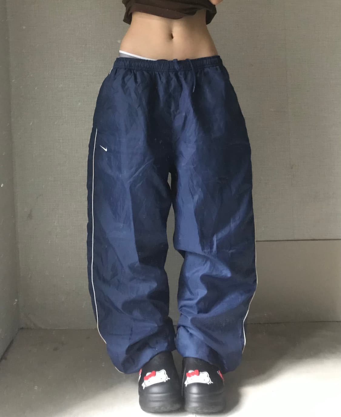 나이키 네이비 와이드핏 트레이닝 팬츠 상품이미지1