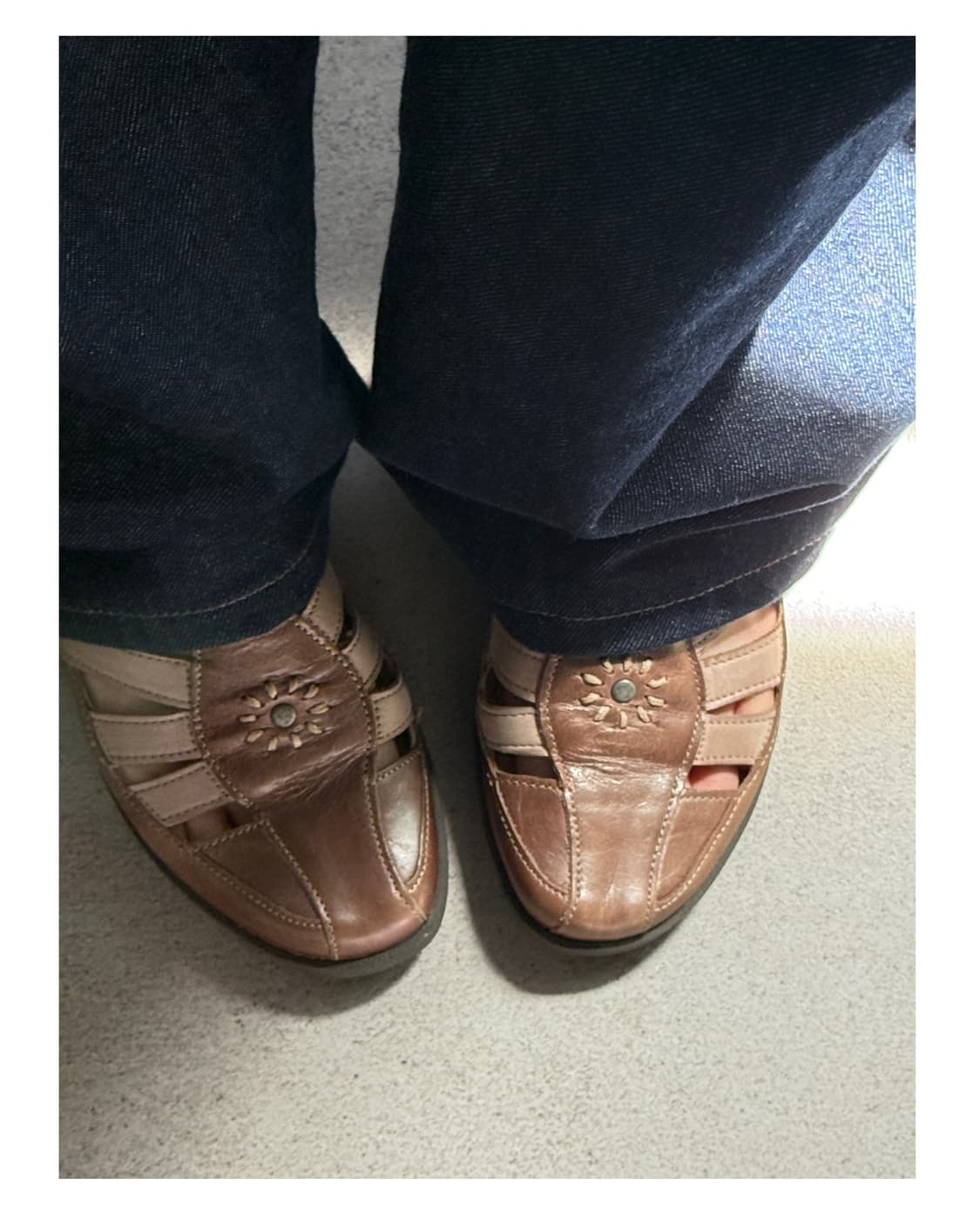 허쉬퍼피즈 가죽샌들 상품이미지1