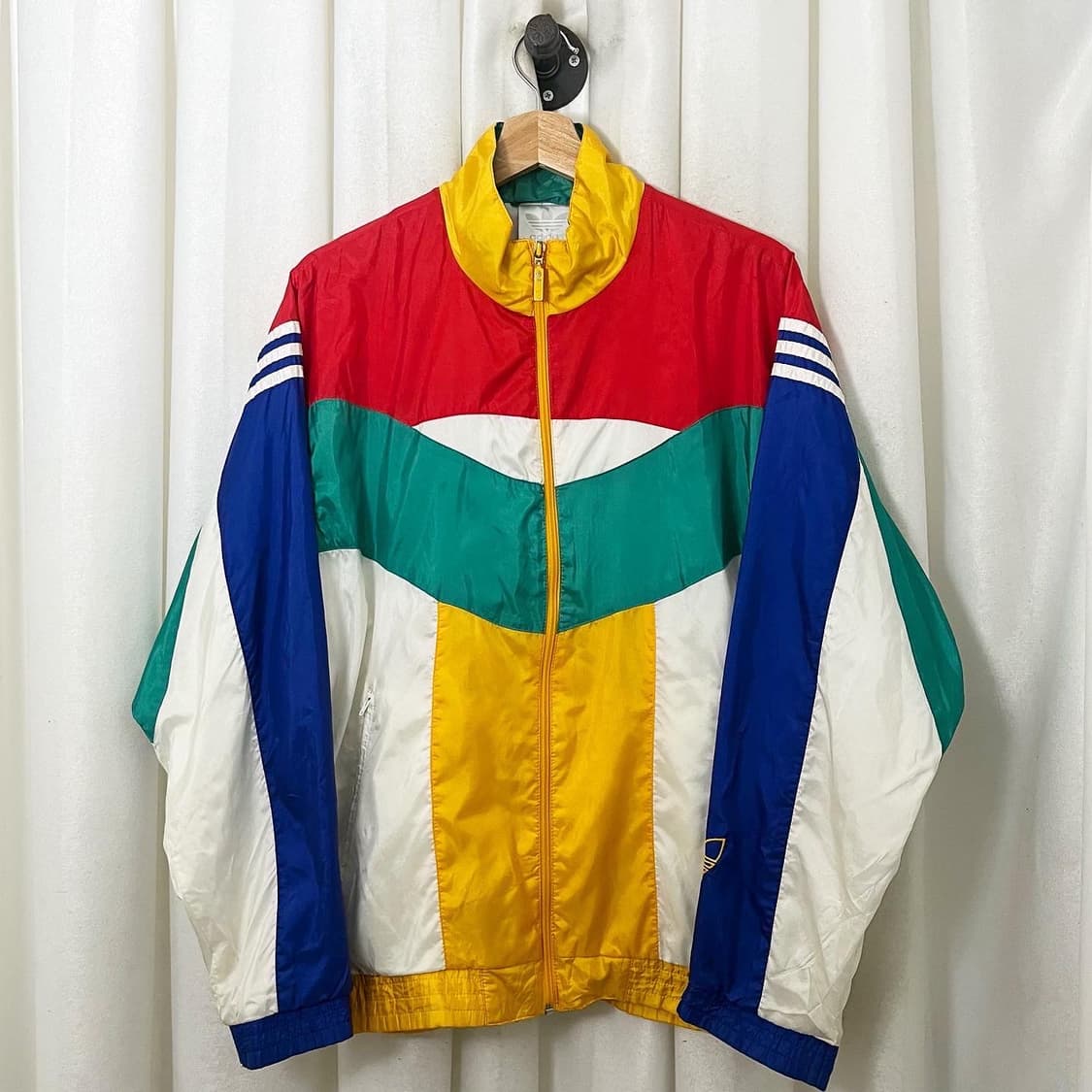 아디다스 멀티컬러 백로고 윈드브레이커 상품이미지1