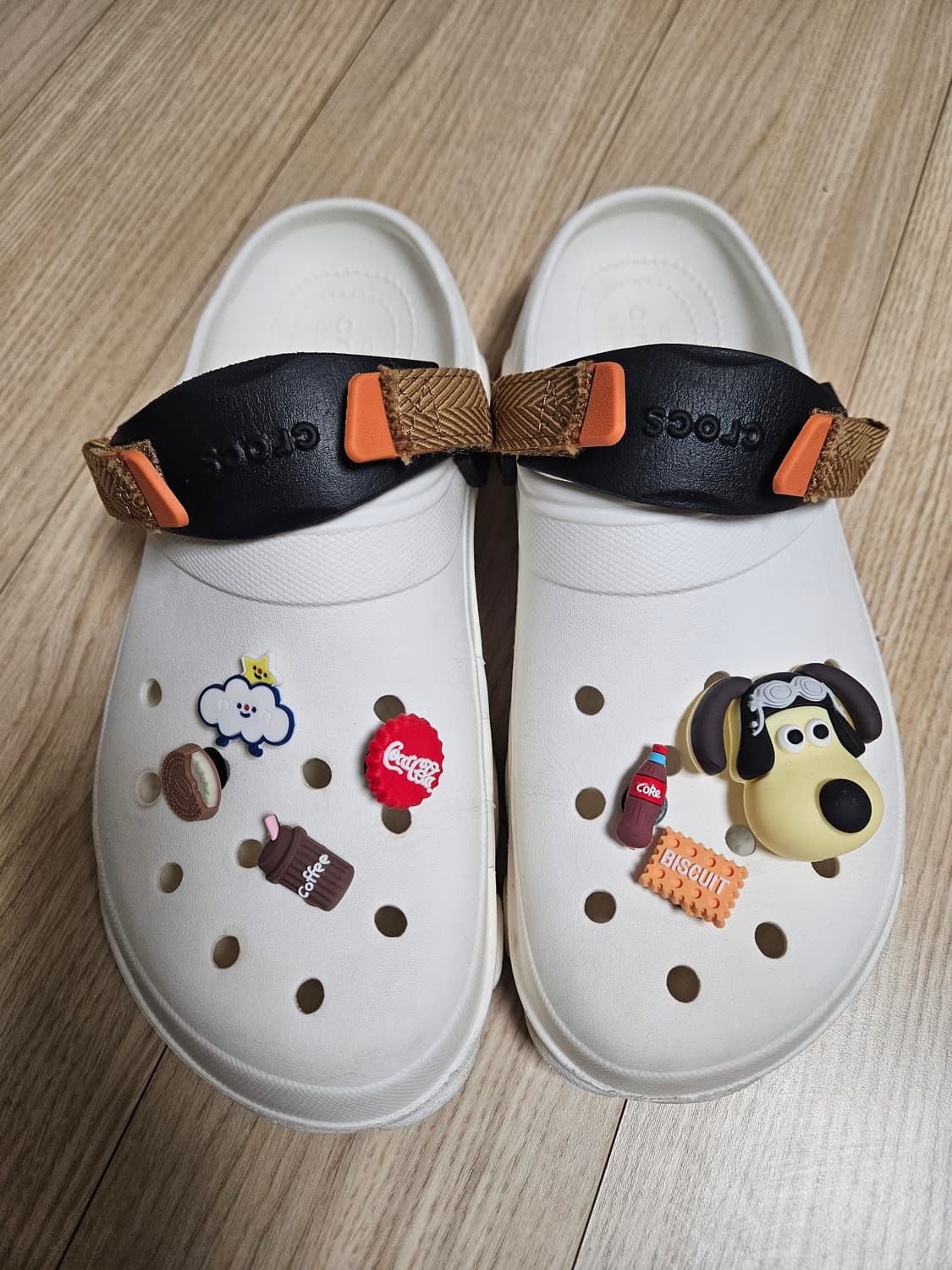 크록스 올터레인 클로그 화이트 M11(290)
 상품이미지1