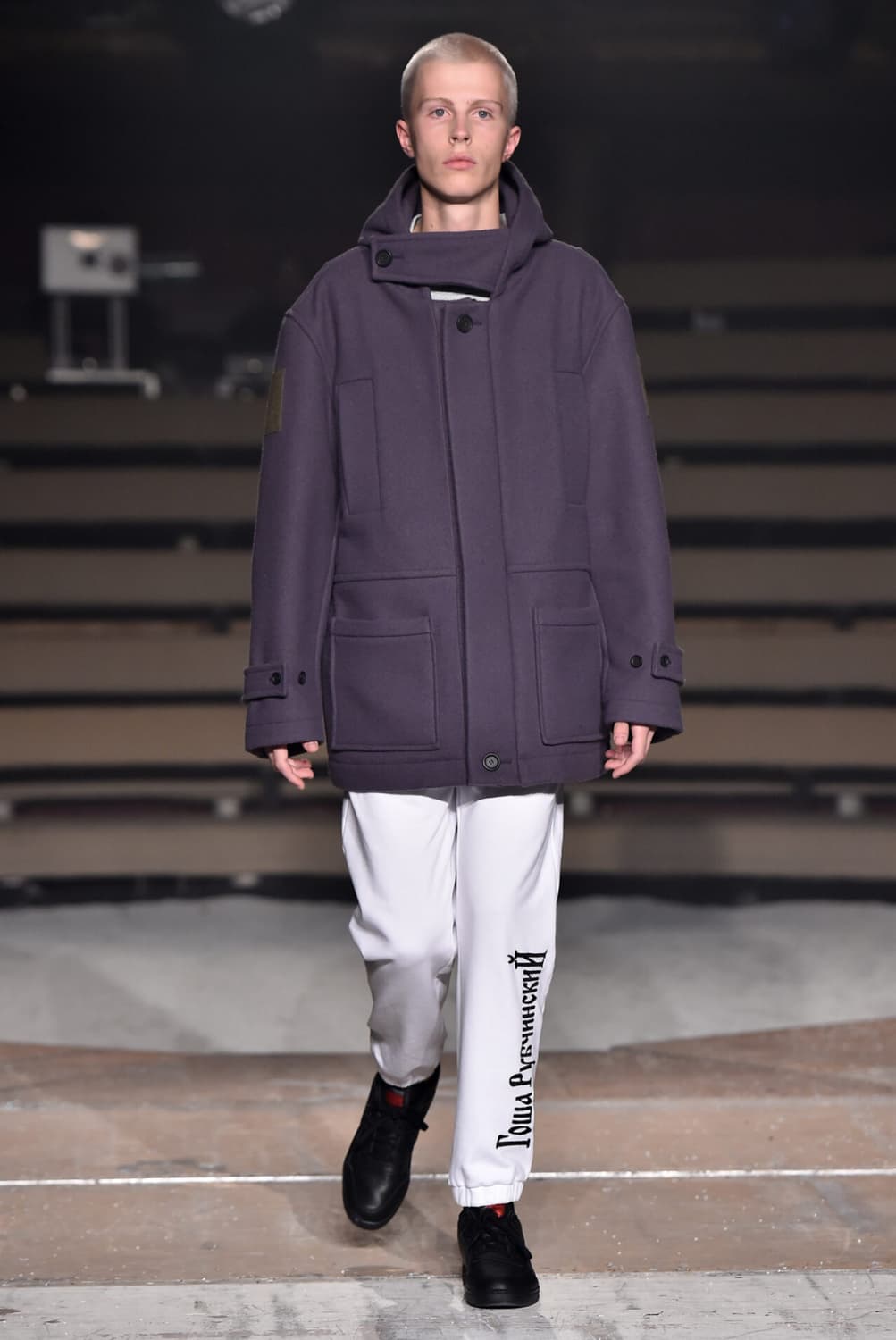 고샤 루브친스키 16FW 코트 상품이미지1