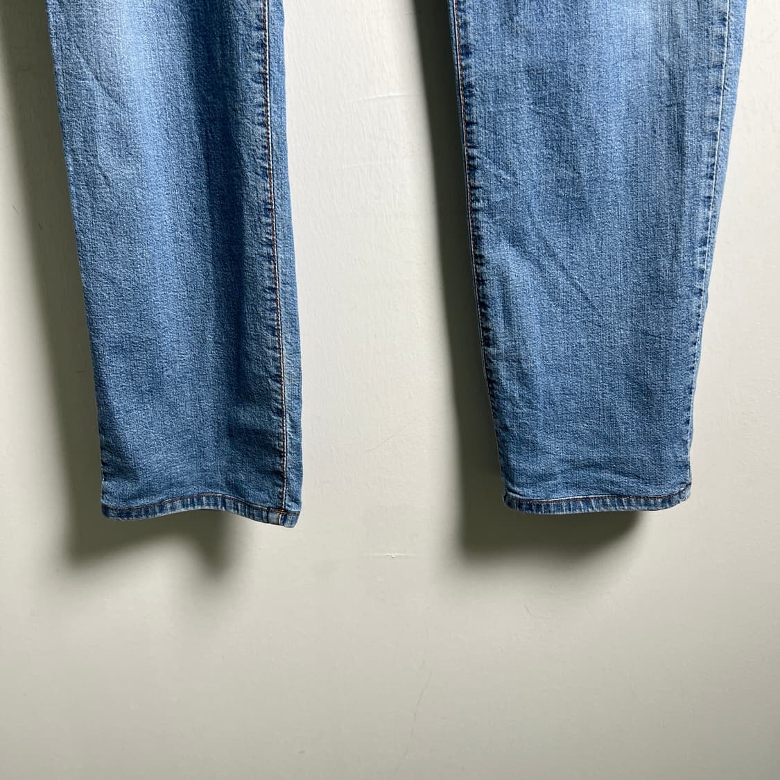 아르마니 진스 레귤러 핏 워시드 데님 팬츠 31 상품이미지6