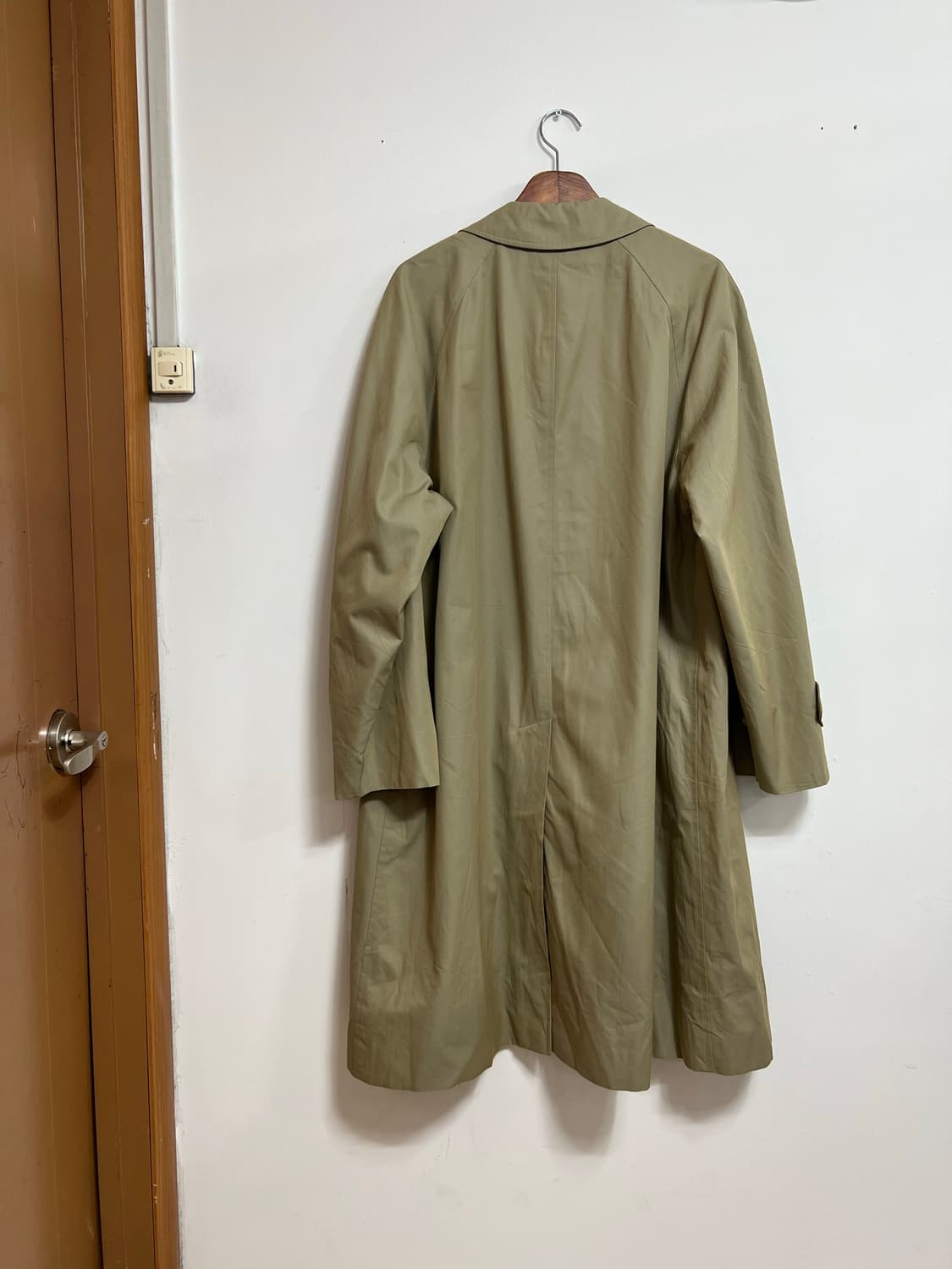 버버리 싱글코트 상품이미지7