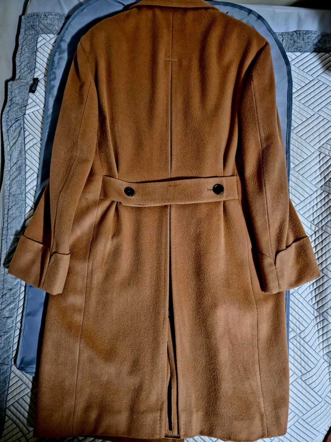 (강추👍)사르토리아 반니 비스포크 카멜 코트 상품이미지4