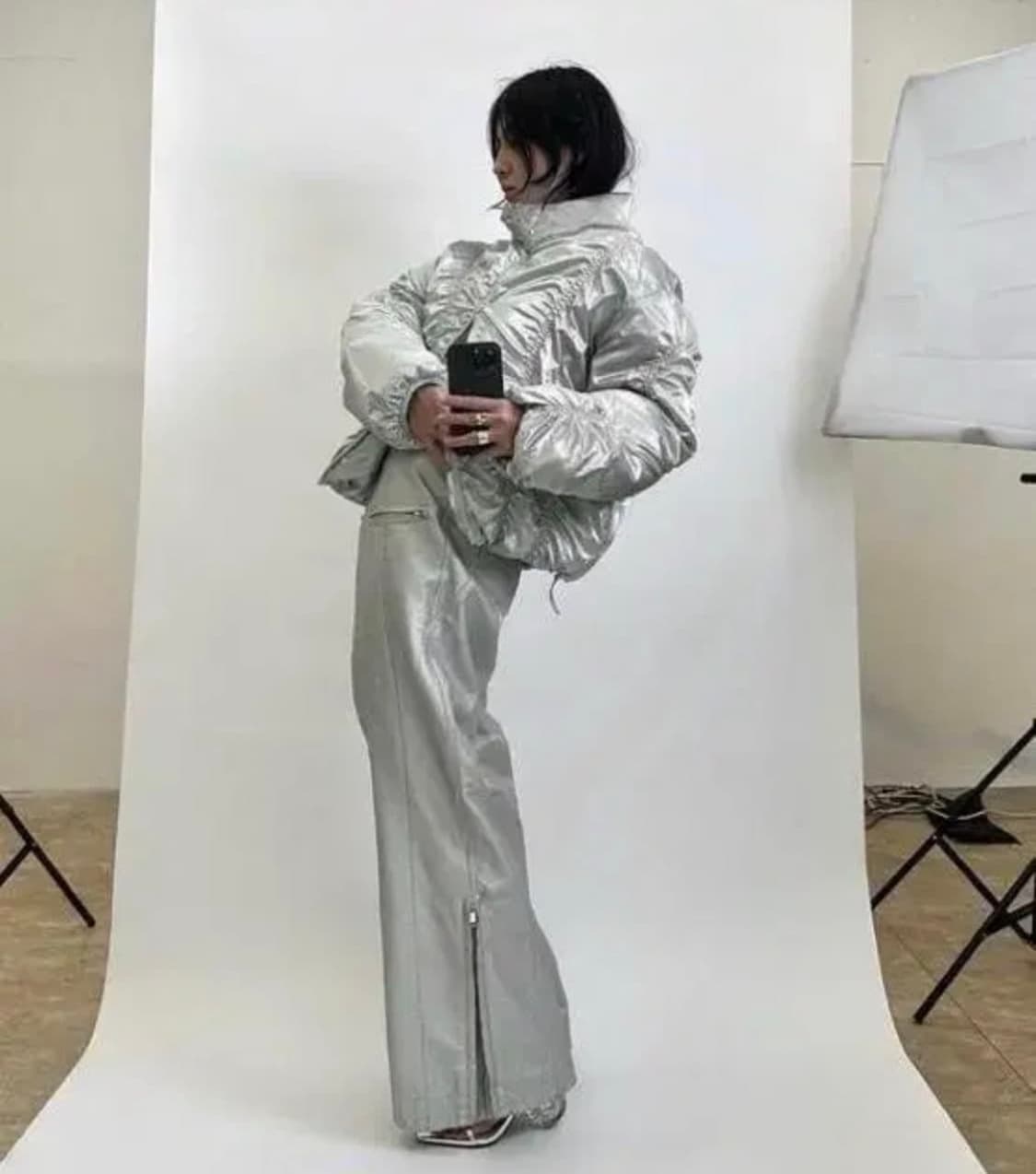 Nache 나체 글레어 리버시블 패딩 실버 유니섹스  상품이미지1