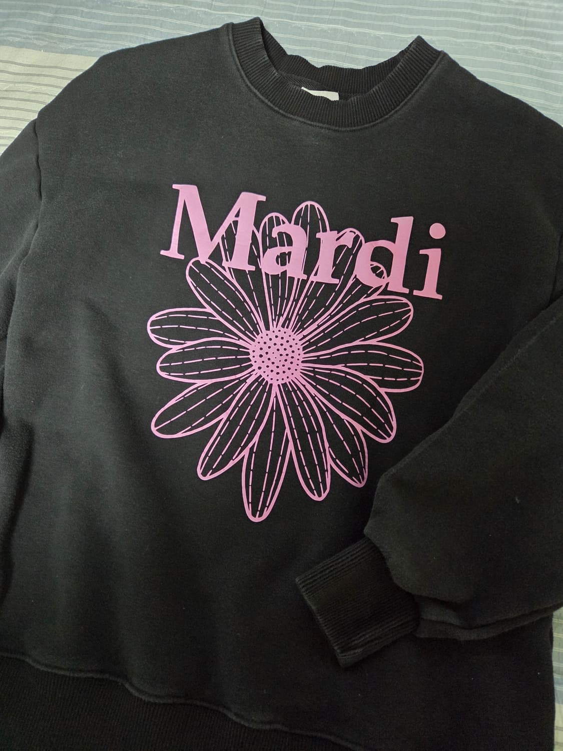 마르디 블랙핑크 맨투맨 상품이미지1