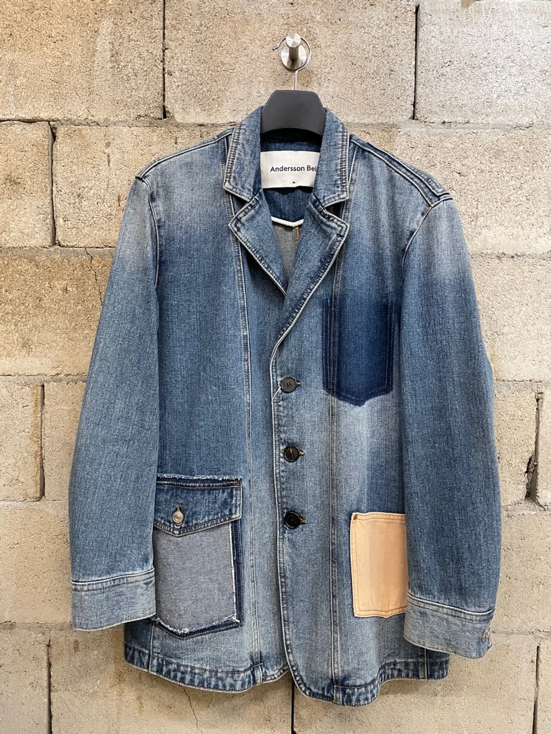 앤더슨벨 데님 패치 리워크 자켓  상품이미지1