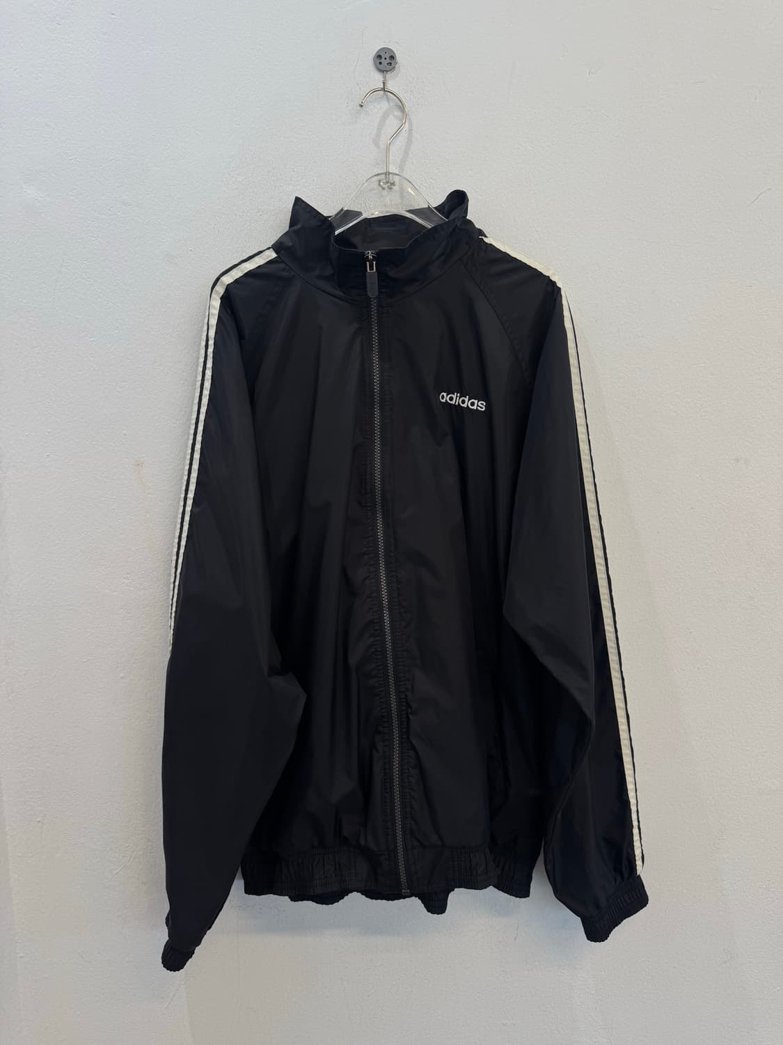 Adidas Vintage Windbreaker 상품이미지1
