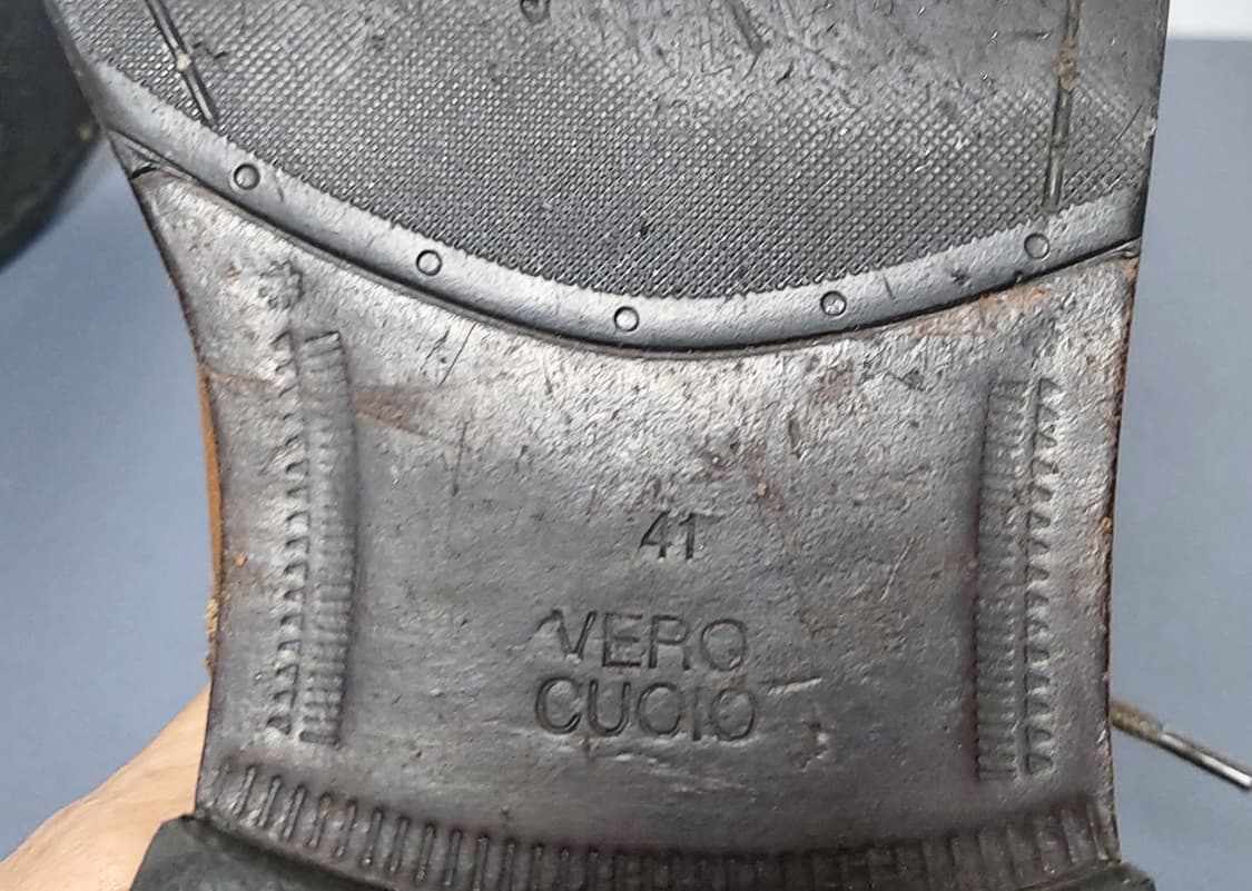 장까를로모렐리 윙팁 브로그 슈즈 (260mm)

 상품이미지9