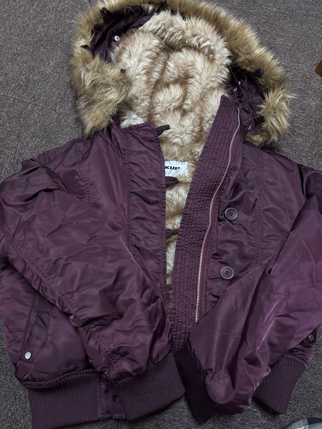 블랙업 패딩 상품이미지1