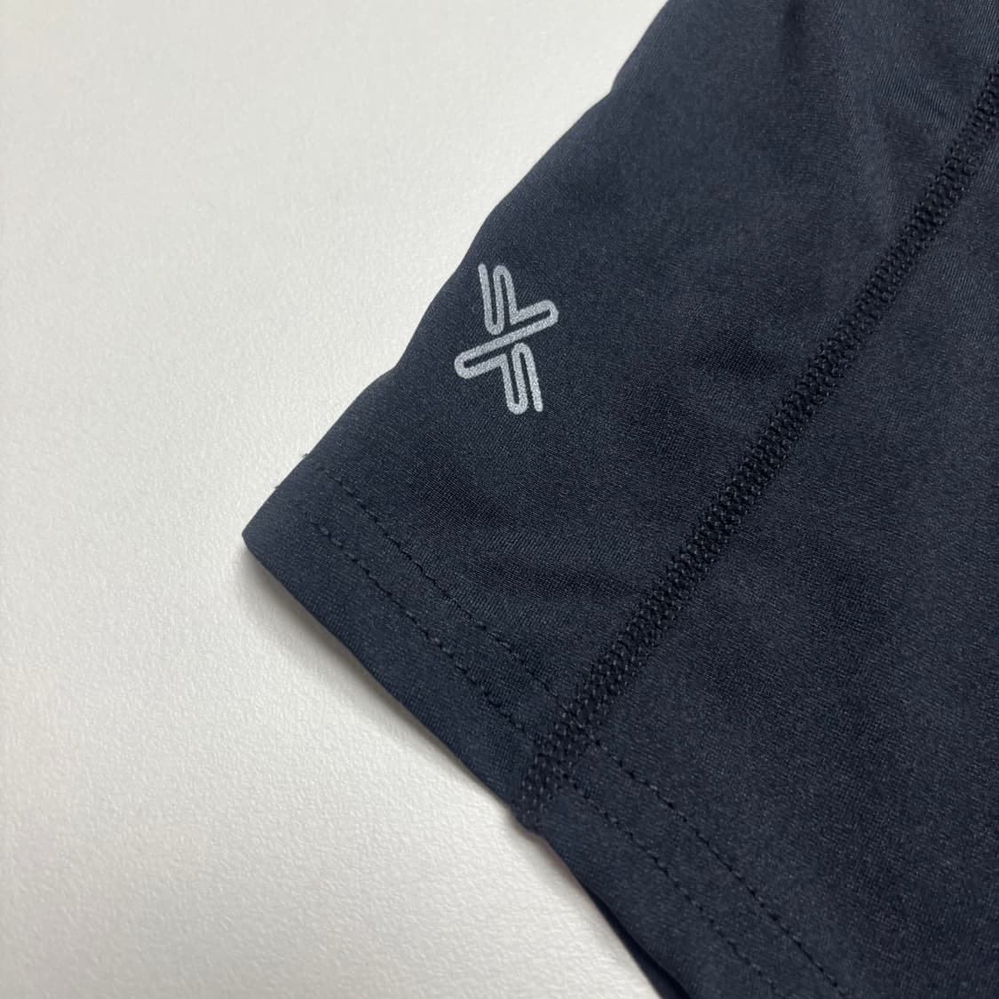 아이스페더 숏슬리브 블랙 상품이미지2