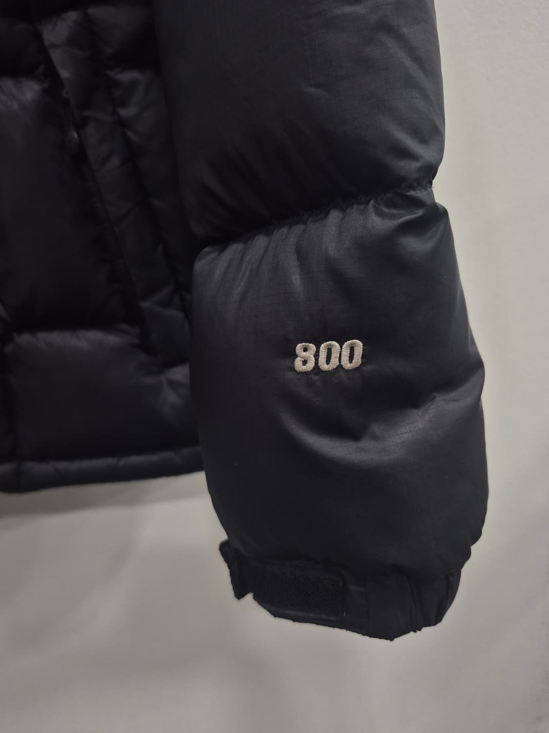 노스페이스 로체 써밋 시리즈 800 필파워 구스다운 패딩 95사이즈 상품이미지3
