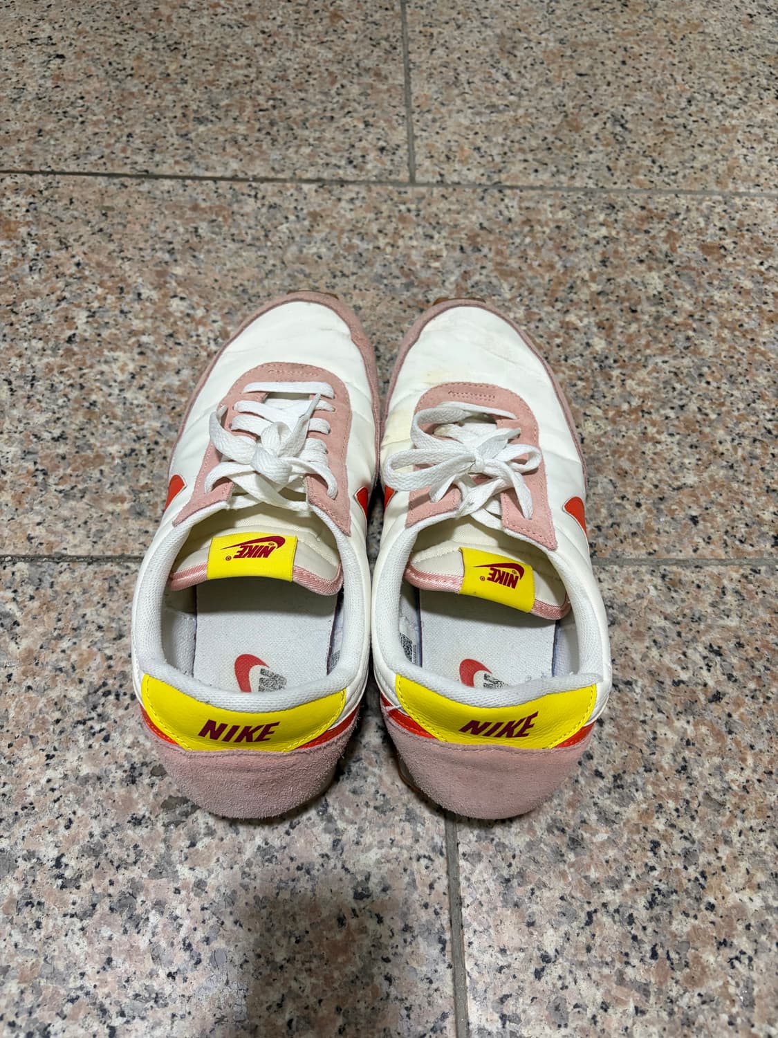 나이키 데이브레이크 코랄핑크us10 상품이미지2