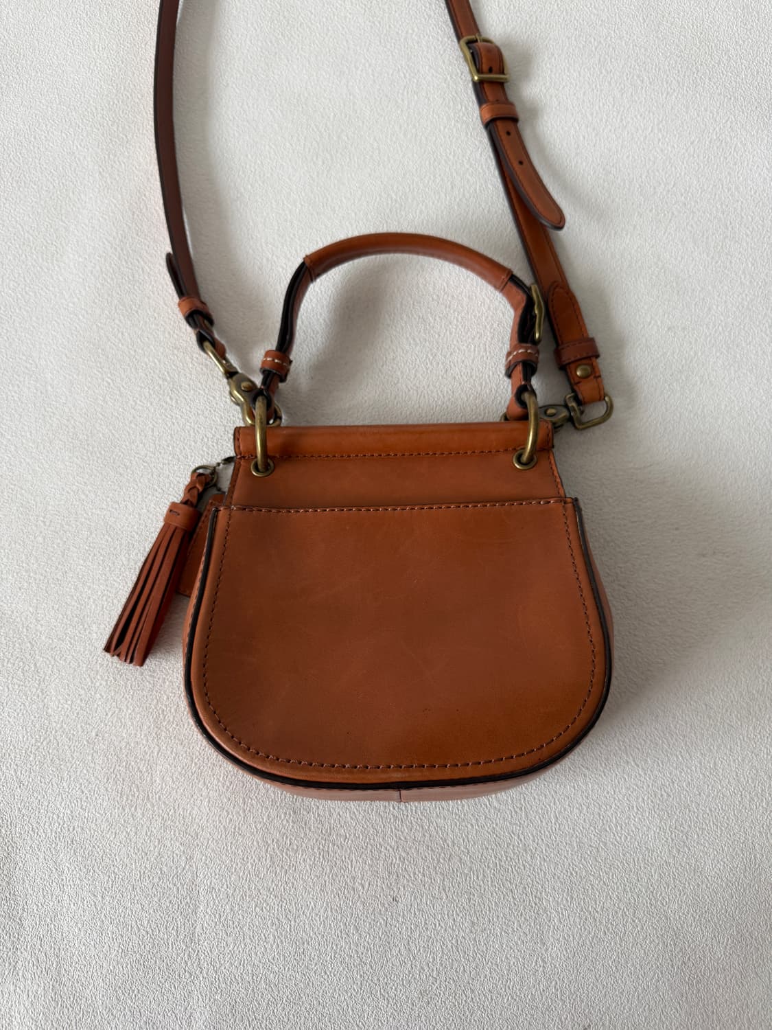 코치(COACH) 레더 토트 크로스백 상품이미지5