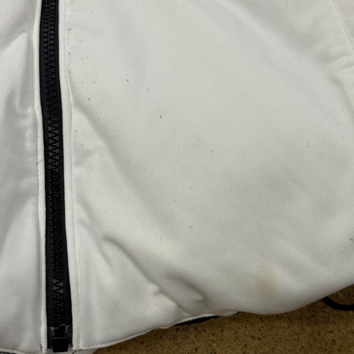 아디다스 흰검 블랙 양면 리버시블 숏패딩 105 상품이미지10