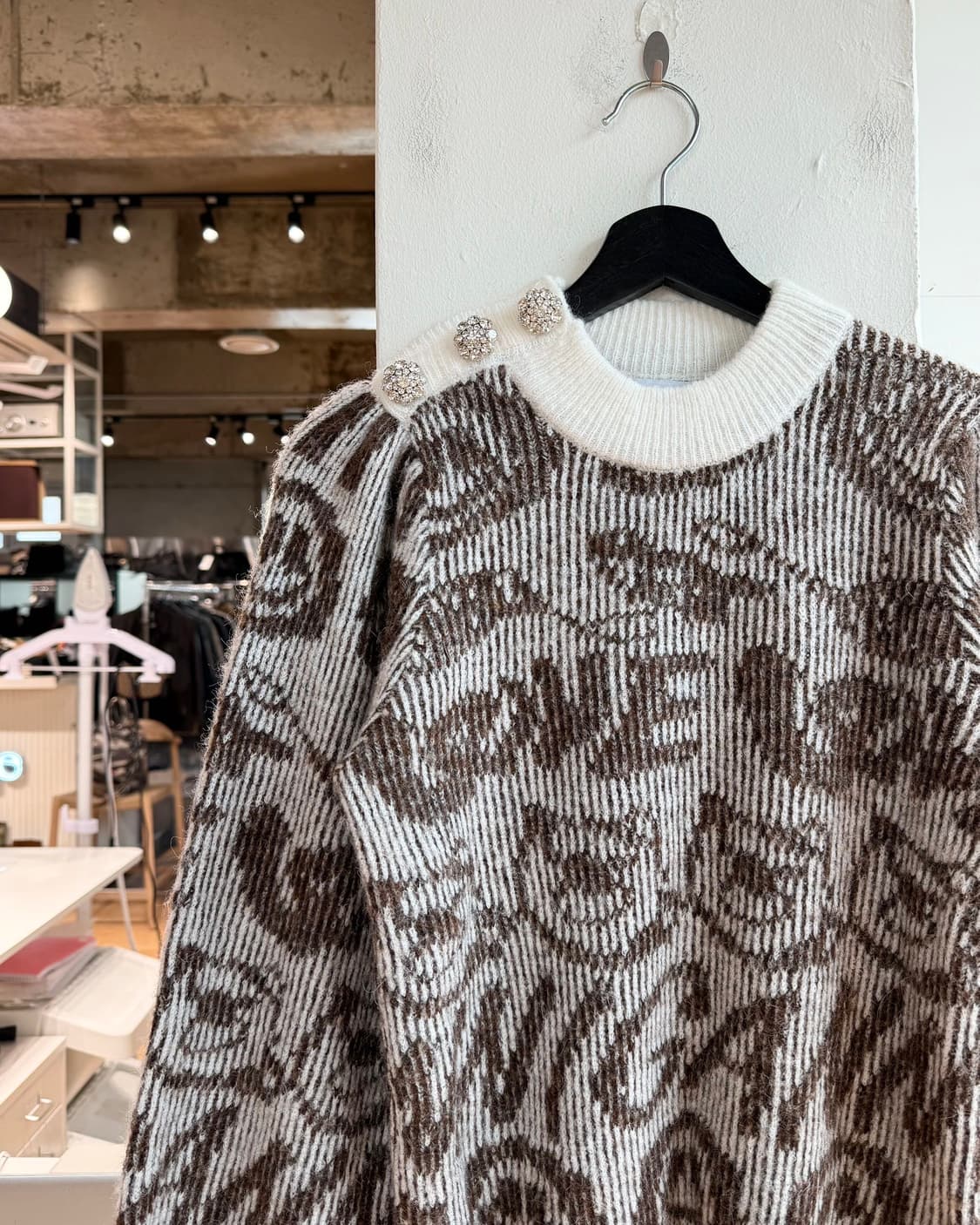 가니 브라운 스마일리 벌룬 알파카울 니트  상품이미지4