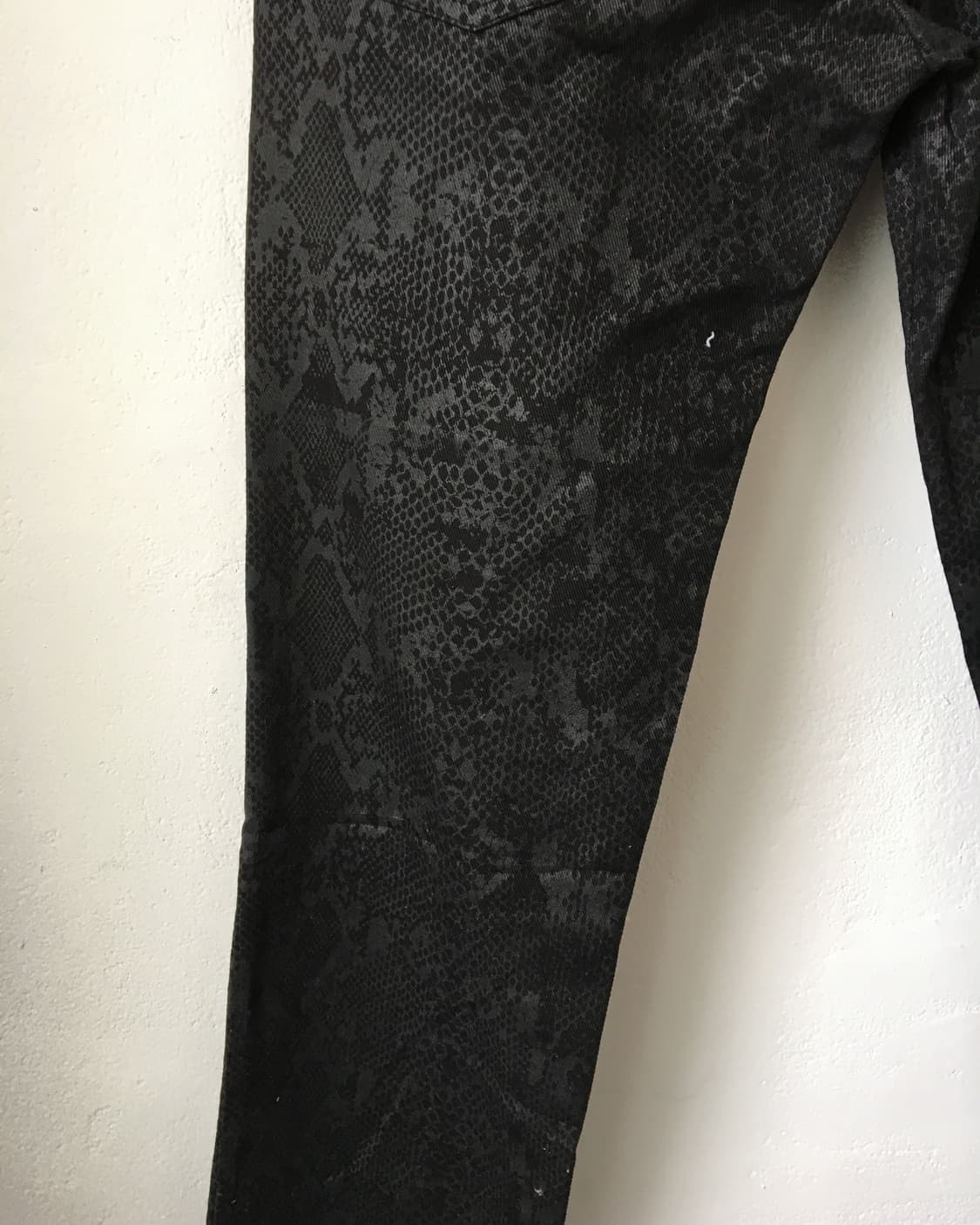 Python pattern tribal trimming pants 상품이미지8