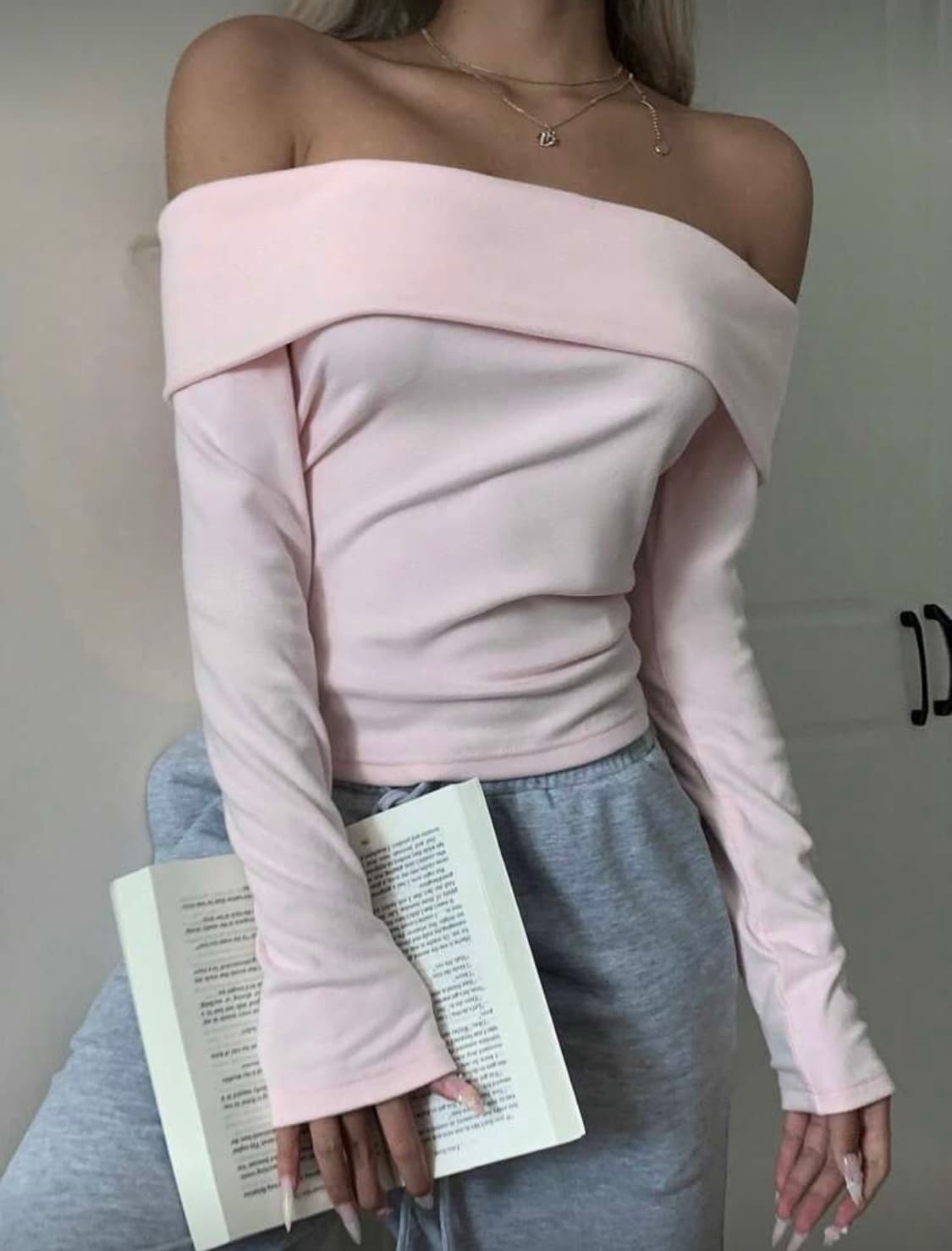 쉬인 shein 딸기우유 핑크 니트 오프숄더 상품이미지1