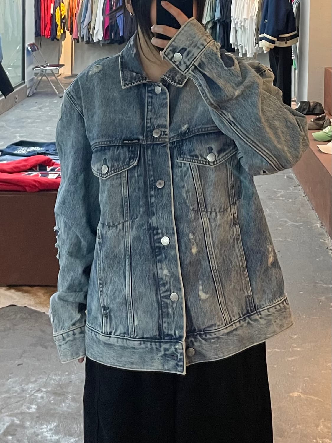 캘빈클라인 진 패치워크 디스트로이드 데님 트러커 자켓 H2200 상품이미지1