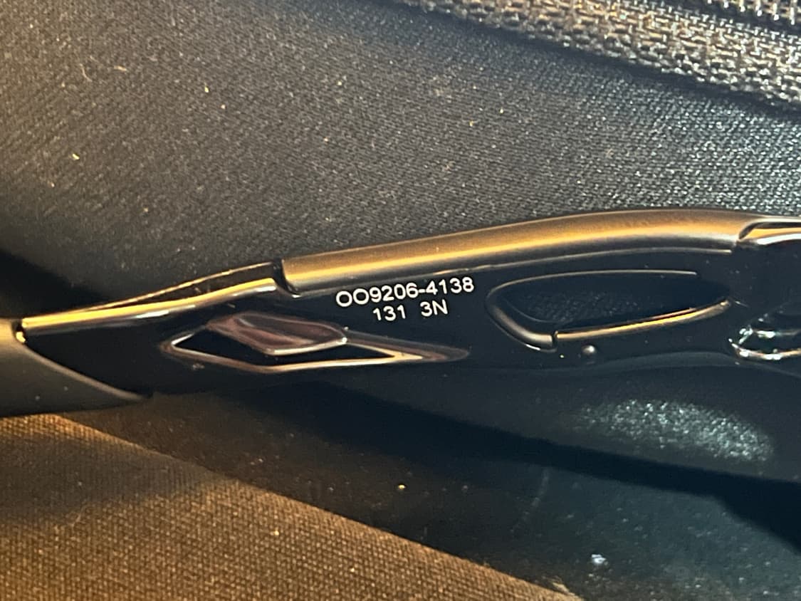 오클리 레이다락 블랙 실버로고 상품이미지4