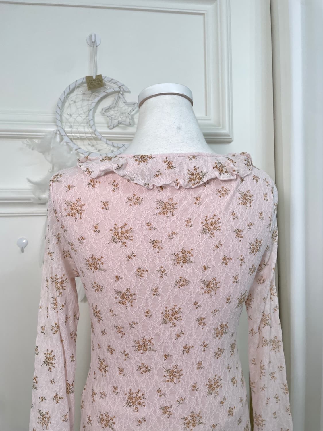 pink flower lace ruffle slim top(size-M) 상품이미지6