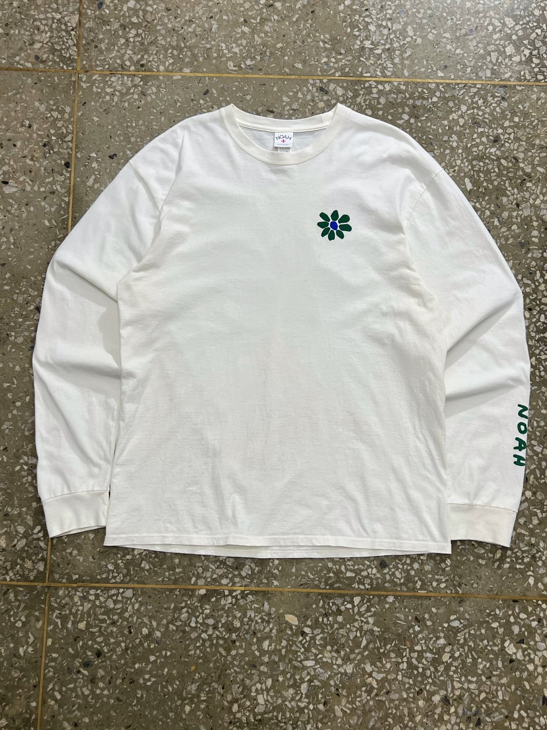 Noah Ivory Long Sleeve  상품이미지3