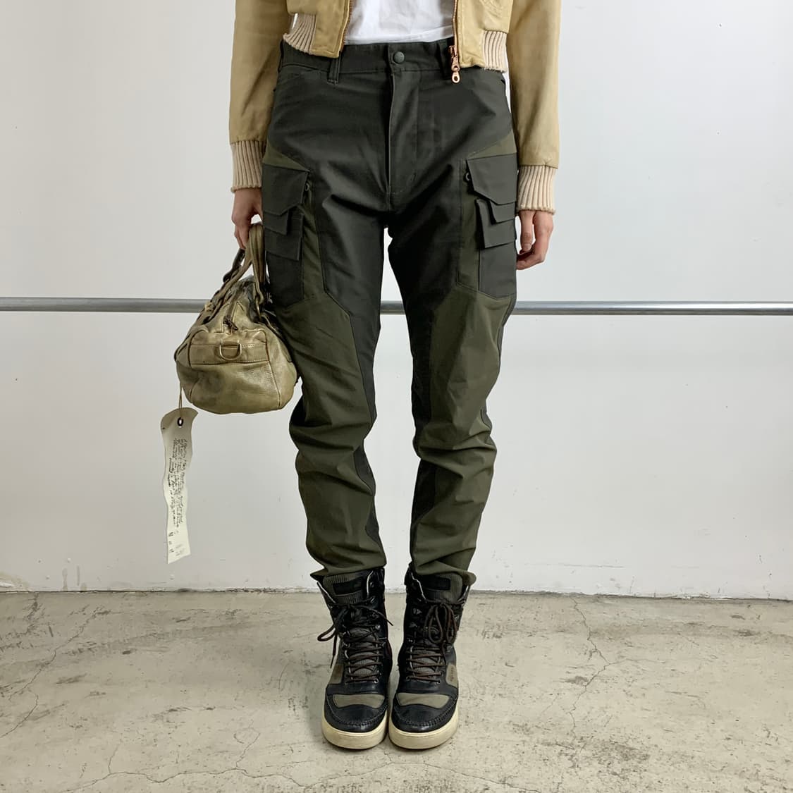 화이트 마운티니어링 테크니컬 카고 팬츠 상품이미지2