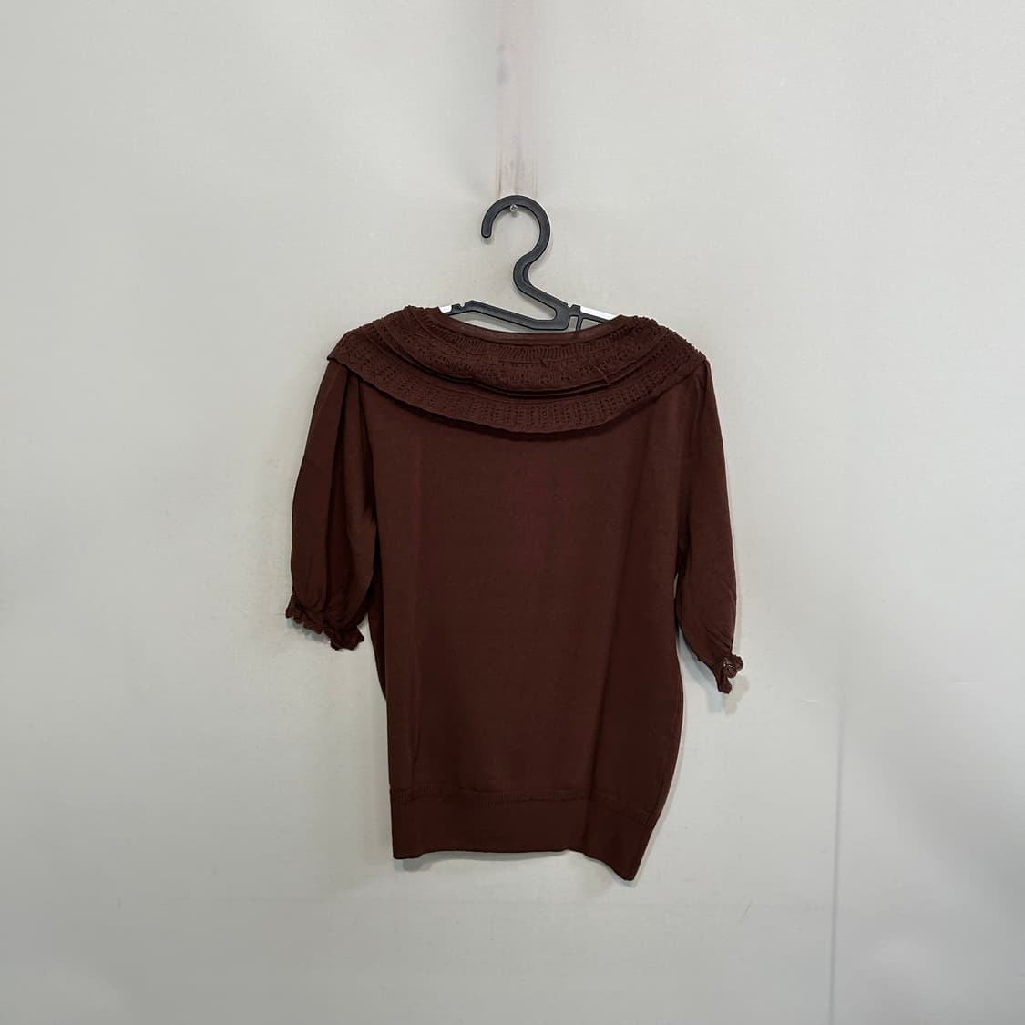 BCBG 다크 브라운  레이스 카라 니트  66 새상품 상품이미지3