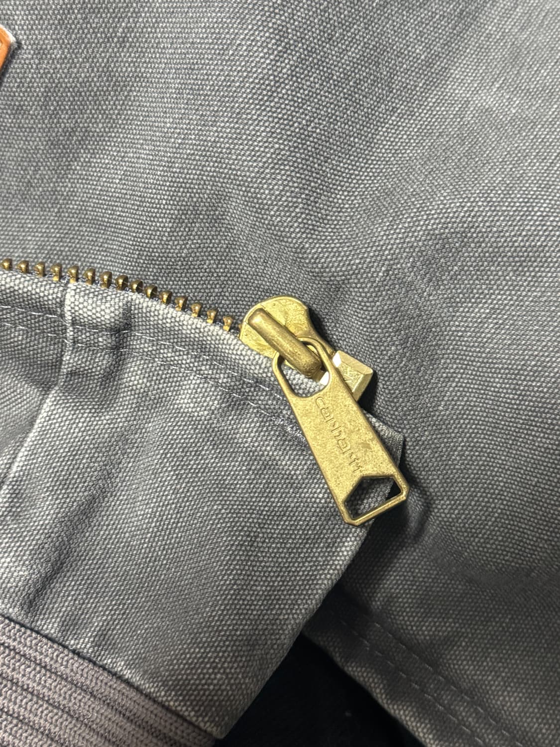 [L]칼하트 j130 GVL 상품이미지5