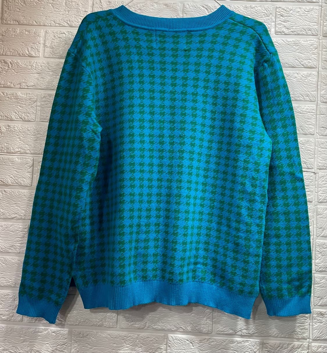 칼라거펠트 금장단추 니트가디건:) 상품이미지5