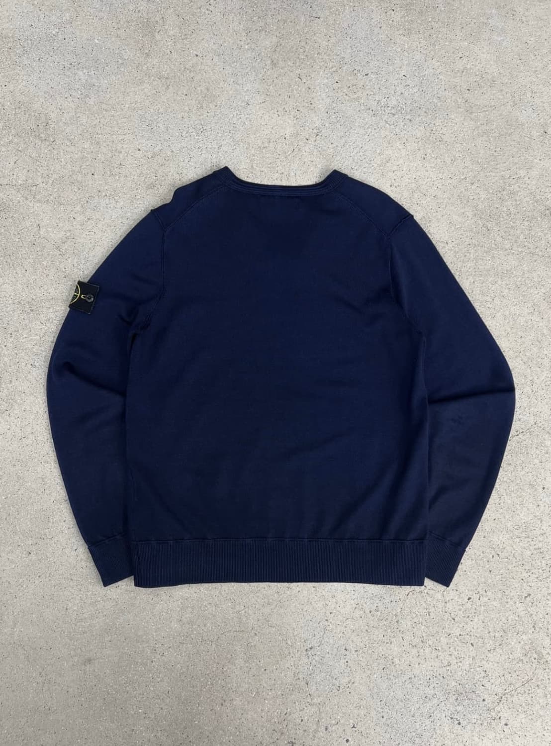 스톤아일랜드 브이넥 니트 L사이즈 상품이미지4