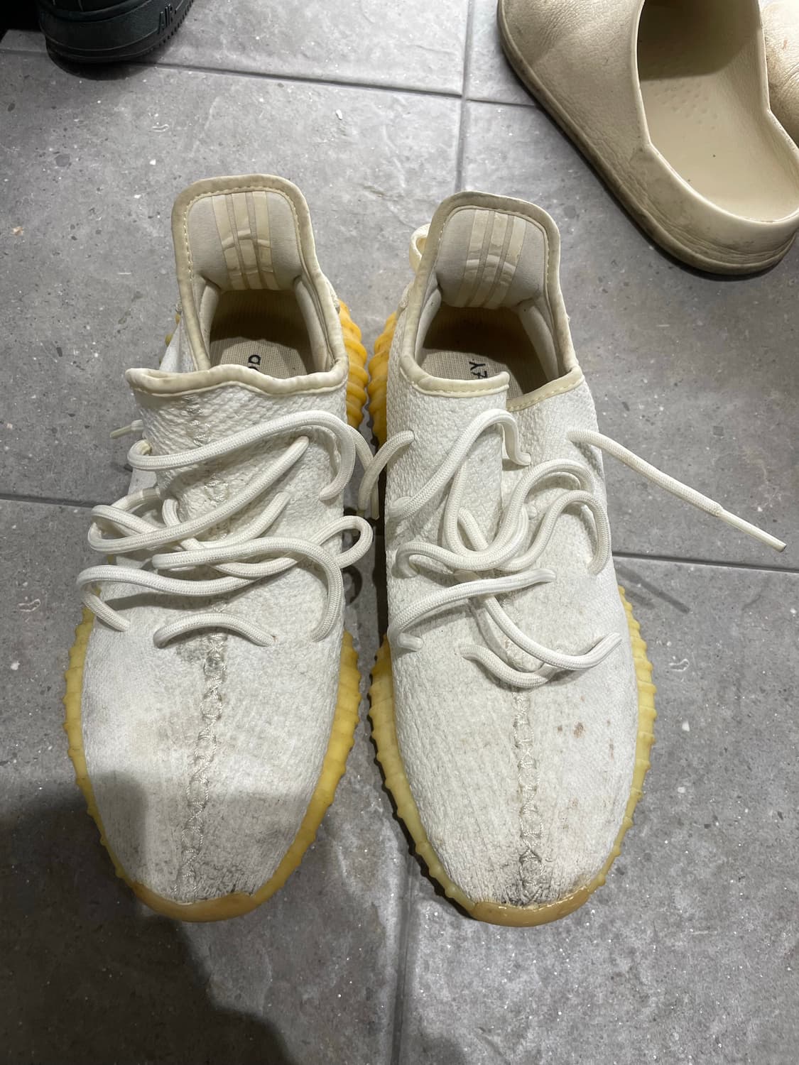 이지부스트 350 트리플화이트 265 팝니다 상품이미지1