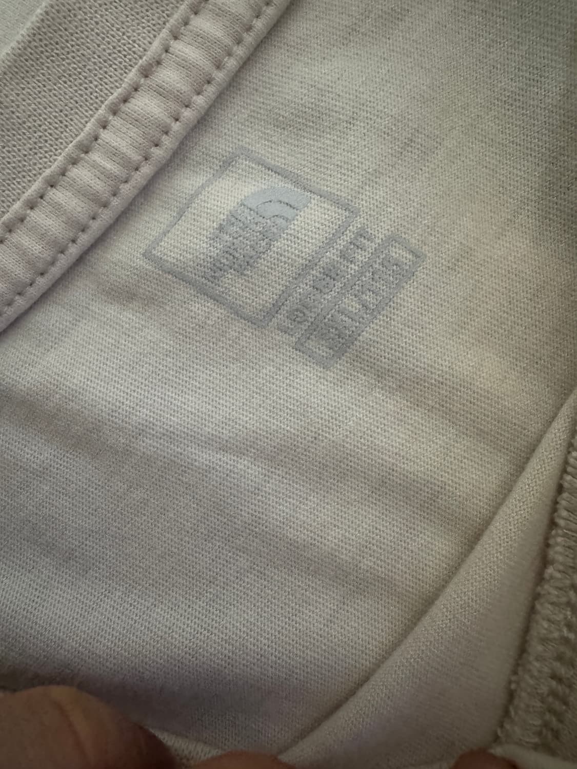 노스페이스 뒷 프린팅 레터링 반팔 티셔츠 XL ~ 2XL 베이지 상품이미지3