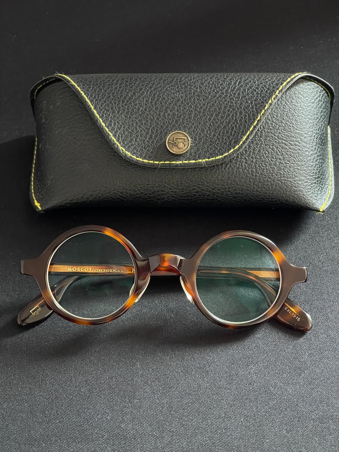 모스콧 졸맨 엠버 톨토이즈 안경테 상품이미지1