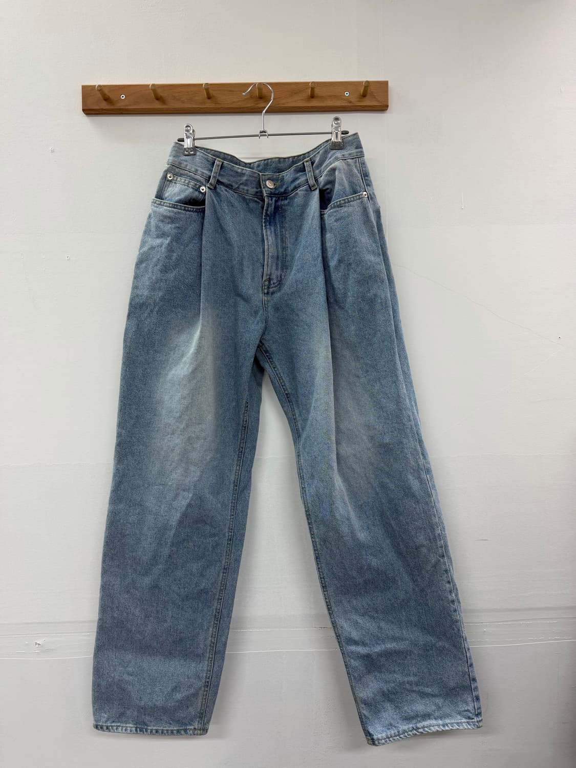 언어펙티드 원턱 카펜터 데님 상품이미지1