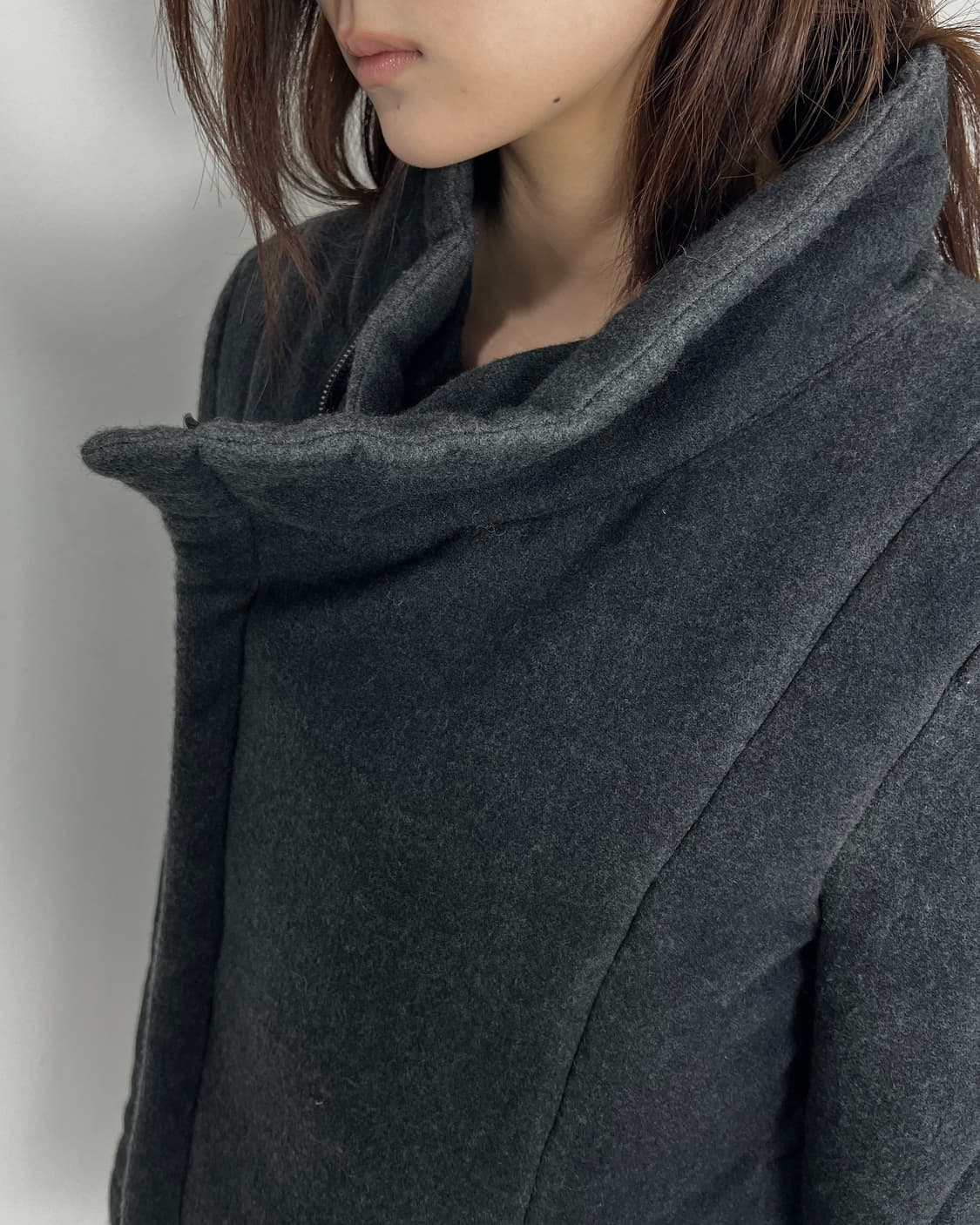 립반윙클 카울넥 비대칭 울 자켓 상품이미지2