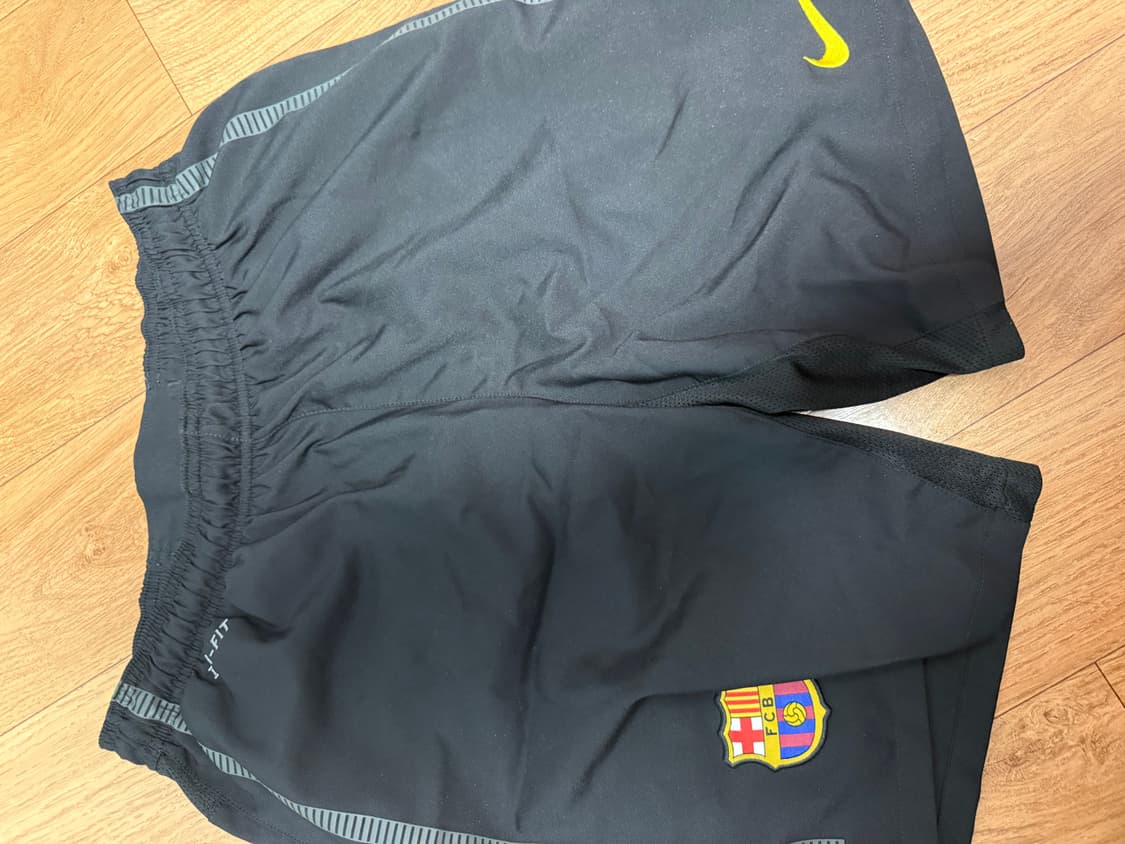 12-13  바르셀로나 쇼츠 상품이미지1