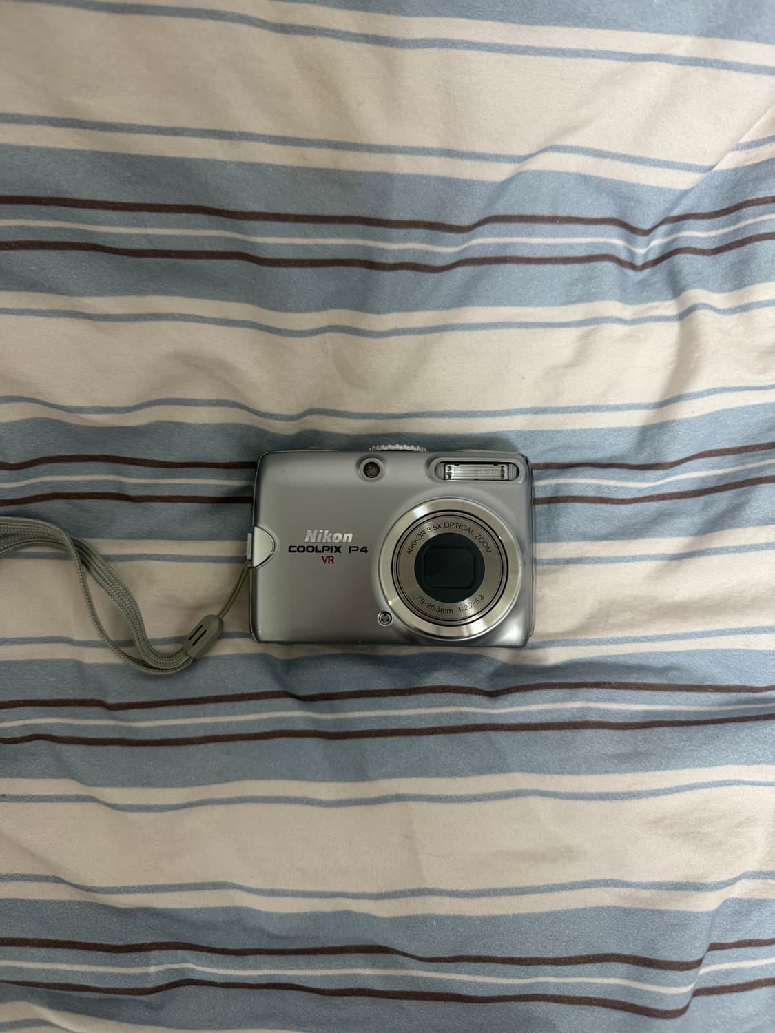 예약 중)니콘 쿨픽스 p4 NICON coolpix p4 (작례/한국어) 상품이미지1