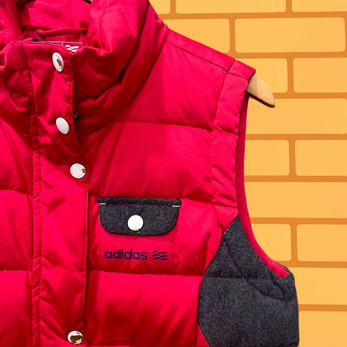 아디다스 클라이마스톰 레드 다운 패딩 베스트 (M) 상품이미지2