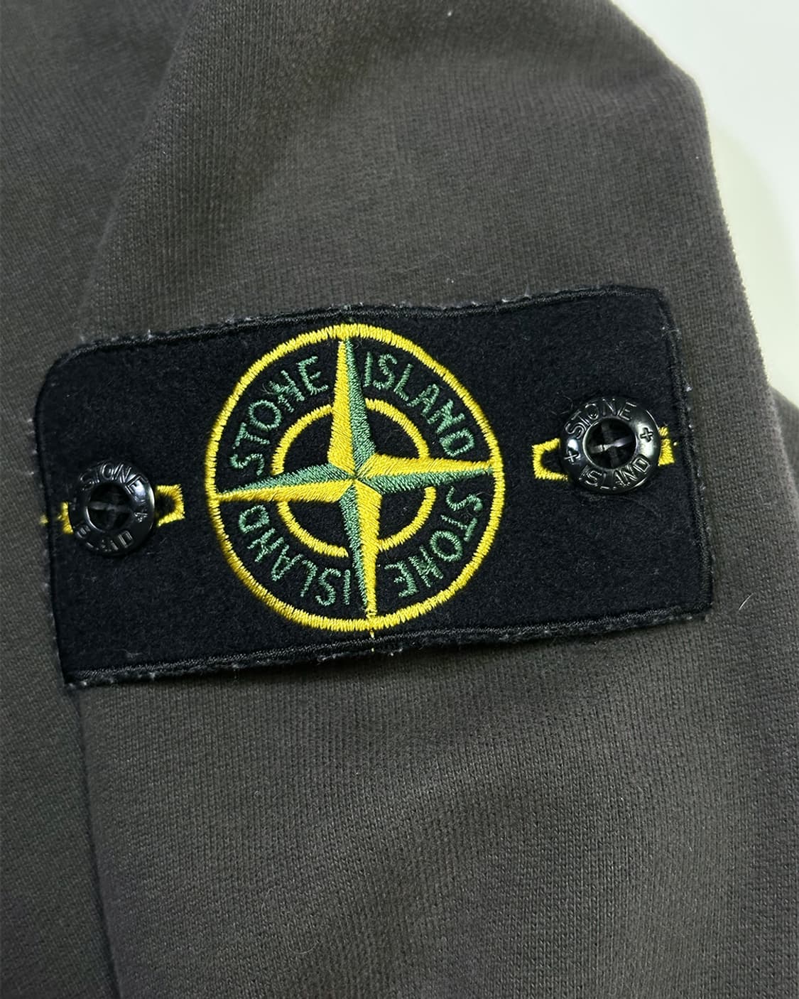 스톤아일랜드 기모 맨투맨 상품이미지7