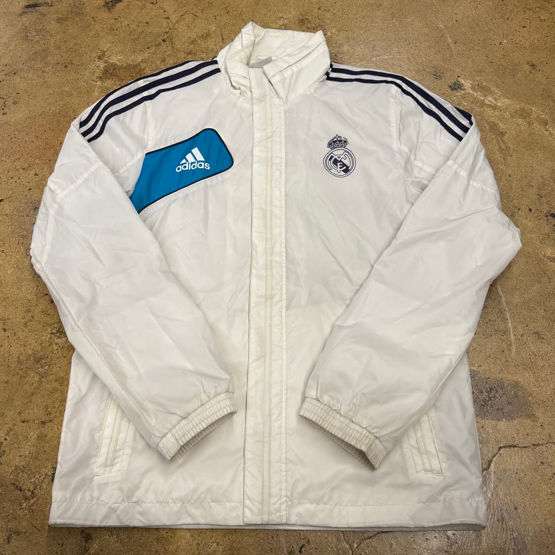 [정품] 아디다스 레알마드리드 바람막이 화이트 b18 상품이미지2