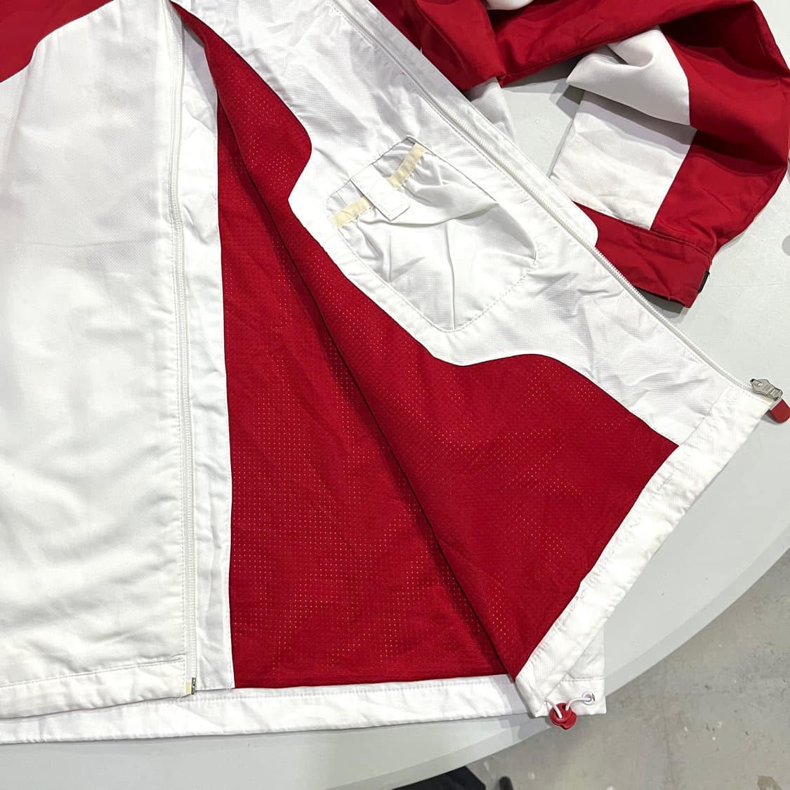 아디다스 바이에른뮌헨 윈드브레이커 상품이미지4